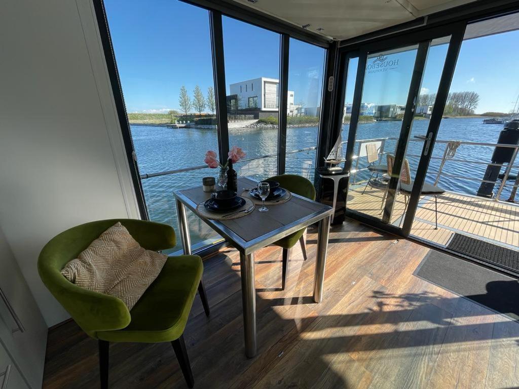 فندق Houseboat كامبيرلاند المظهر الخارجي الصورة