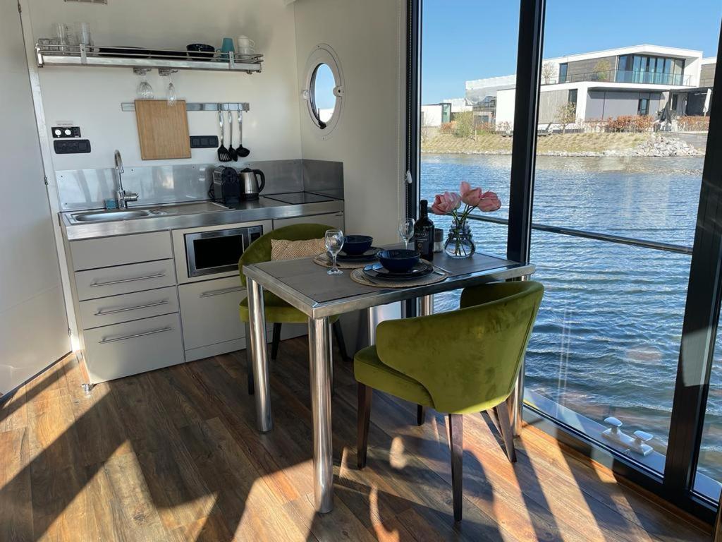 فندق Houseboat كامبيرلاند المظهر الخارجي الصورة